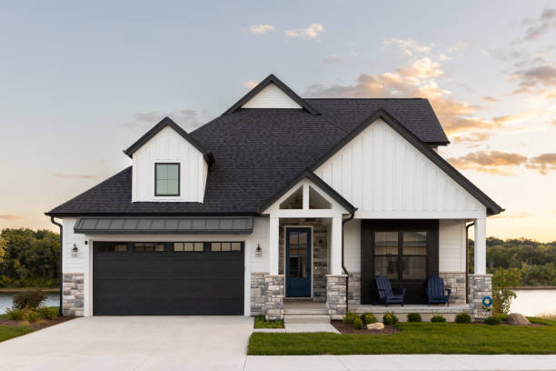 Best Wood Shake Roofing  in Newburg, WI